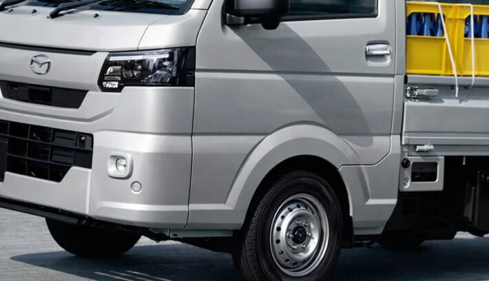 Mazda Scrum Truck renovación