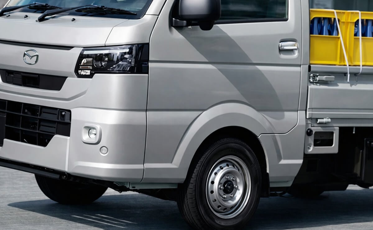 Mazda Scrum Truck renovación