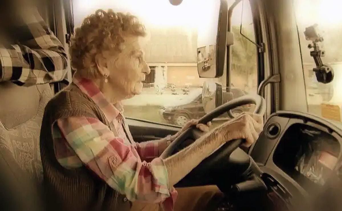 Adiós a la conductora de camiones más longeva del mundo 3 Proyecto nuevo 27