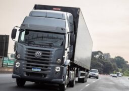 Volkswagen Constellation