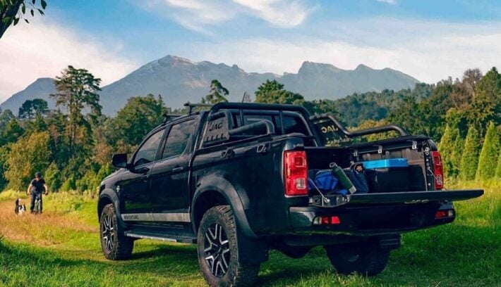 JAC Frison T8, la pick up más barata que Hilux