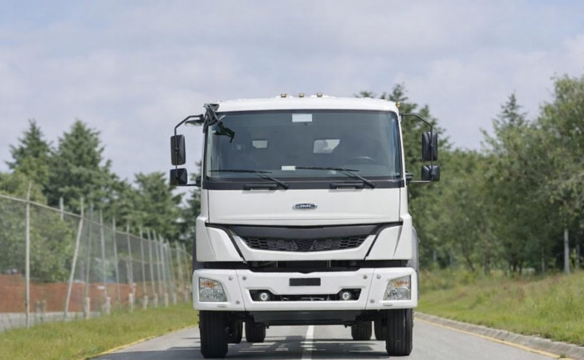 Freightliner FL 360