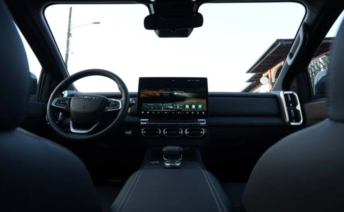 ¿Tiene sentido pagar el doble por una Hilux o Ranger? esta nueva pick up patea el tablero y complica a Toyota y Ford 6 pick up Rely R08