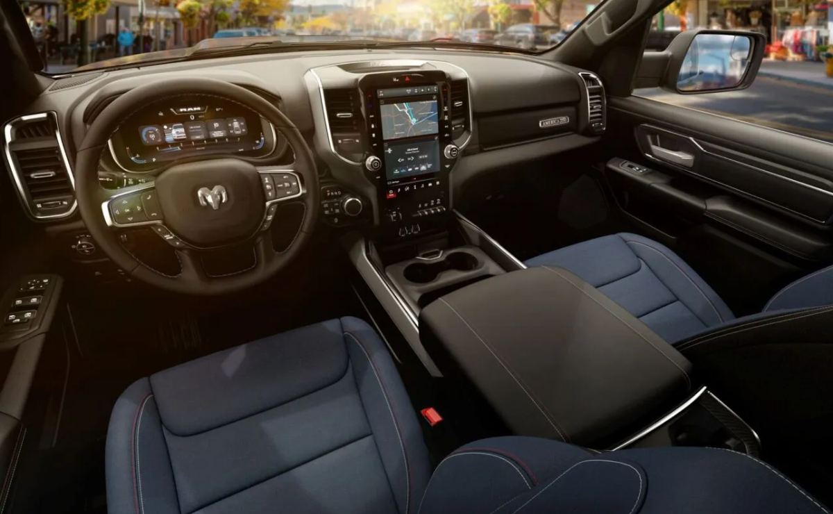 ¿Pagarías más de 70.000 dólares por esta pick up? RAM lanza la versión más patriótica de su 1500 8 RAM 1500 América 250