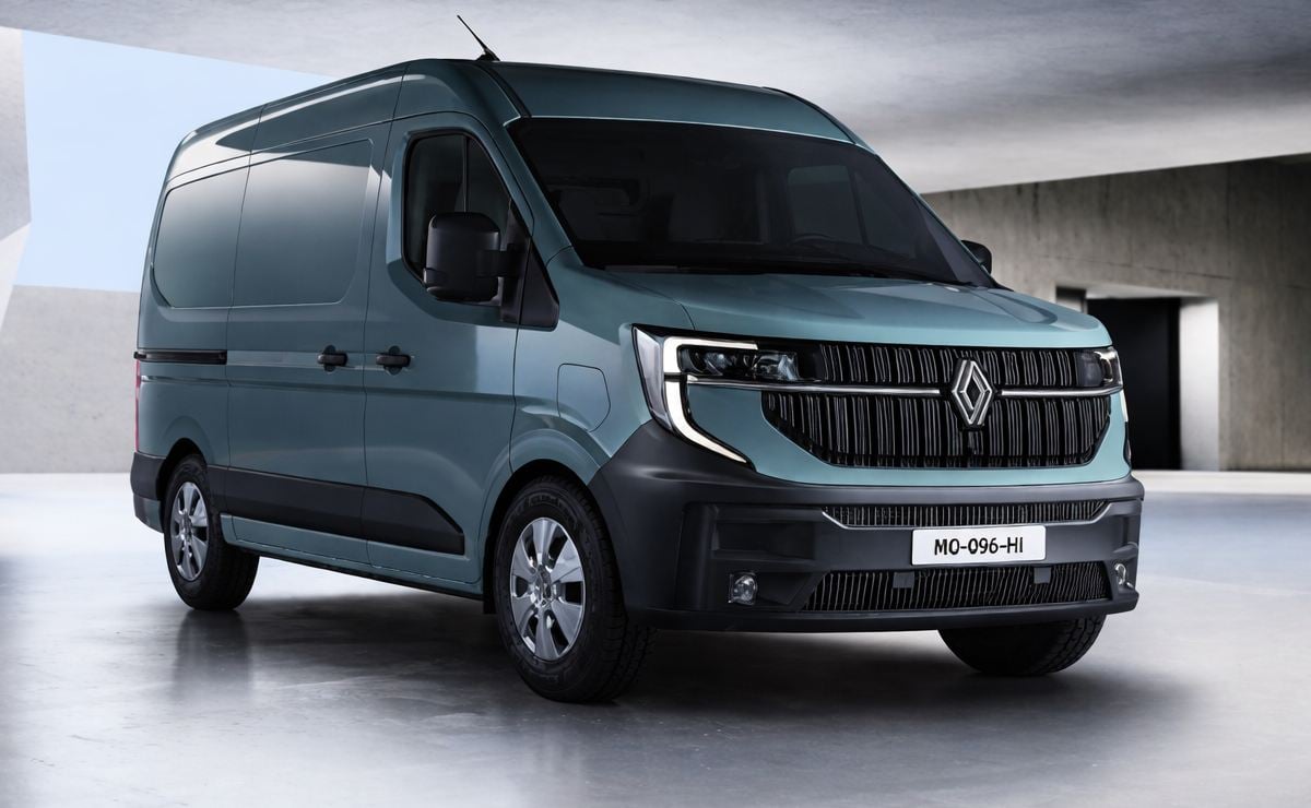 Renault renueva su utilitario más grande y confirma su llegada a la región: qué cambios trae 1 Renault Master 2027