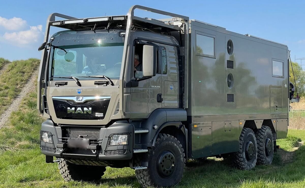 Camion camper 6×6 MAN