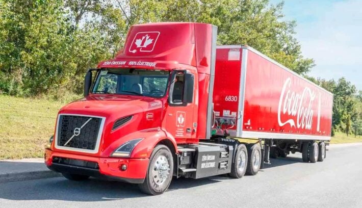 Camiones de Volvo 100% eléctricos se suman a la flota de Coca Cola
