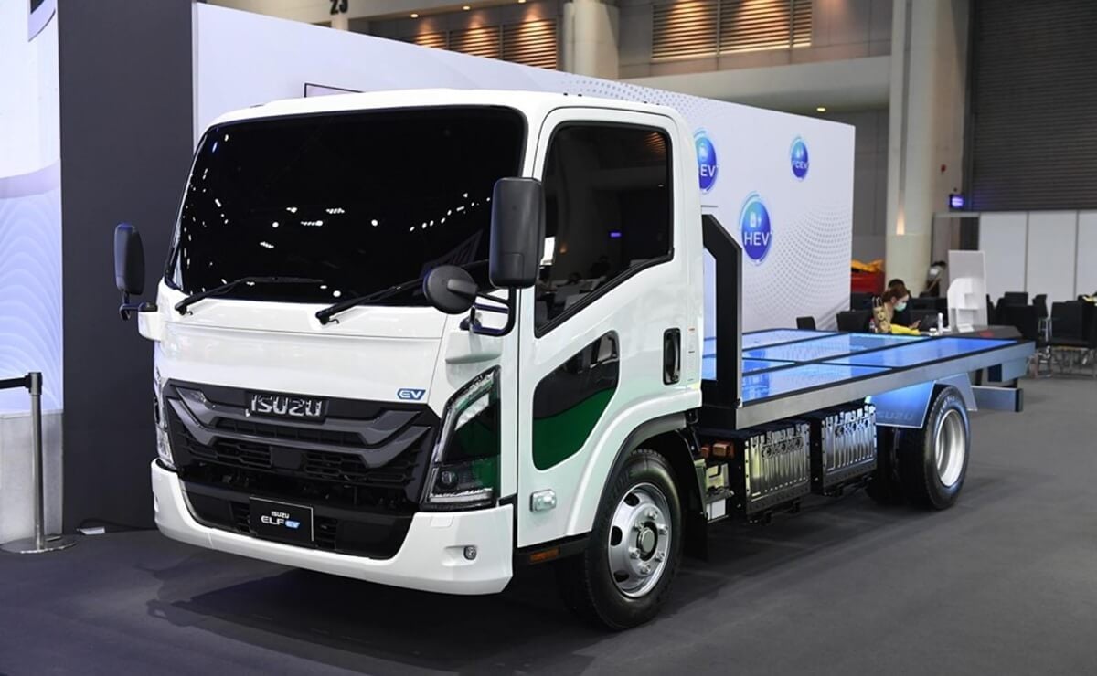 Se viene un nuevo camión a hidrógeno de Toyota y de Isuzu: ¿qué características tendrá? 4 ELF EV el modelo en el que el camion de Toyota e Isuzu se inspirara