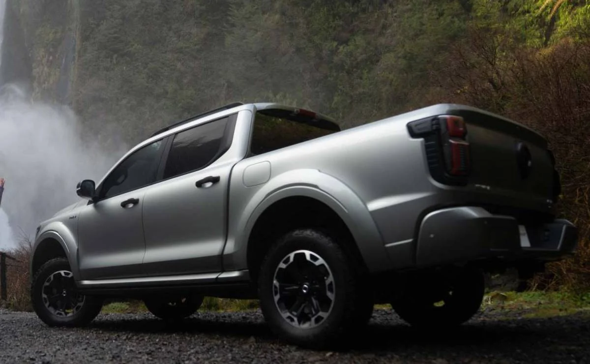 La Great Wall Motor Poer P500 llega con 402 CV: así es la pick up que desafía a Toyota Hilux 3 GWM Poer P500 perfil