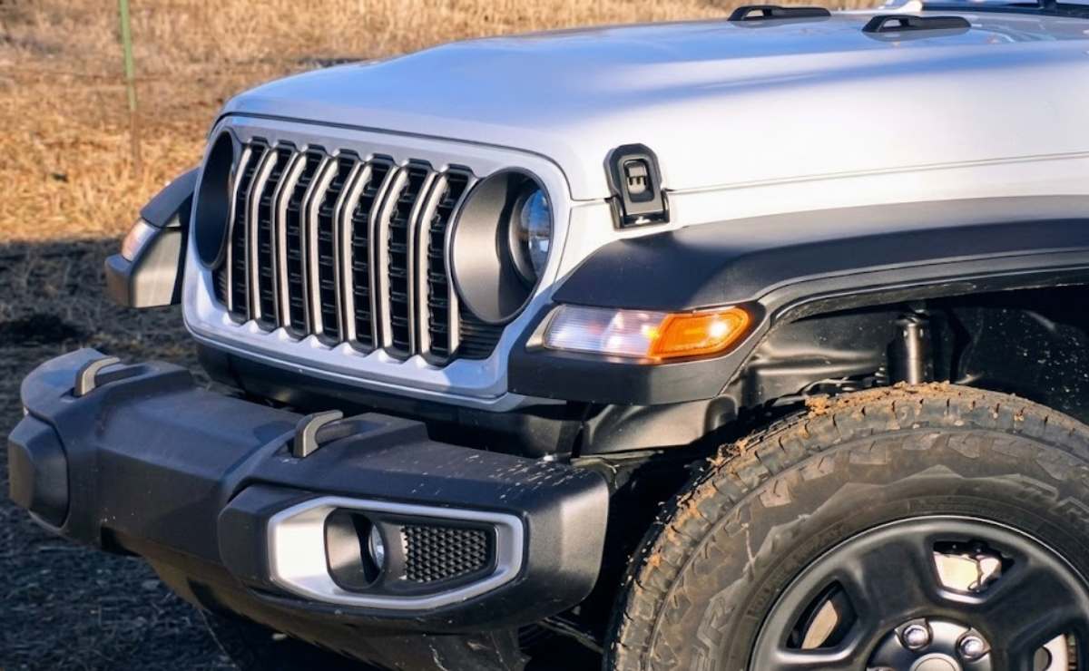 Jeep y la pick up con ADN Mercedes que no pudo ser: ¿cómo era y por qué no se fabricó? 1 Jeep Acela Dispatcher 4×4, la pick up que no fue