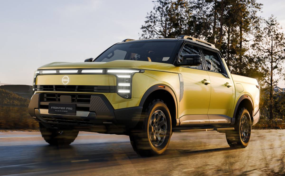 Nissan Frontier Pro PHEV perfil