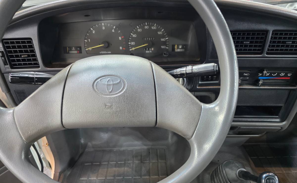 Toyota Hilux CS interior