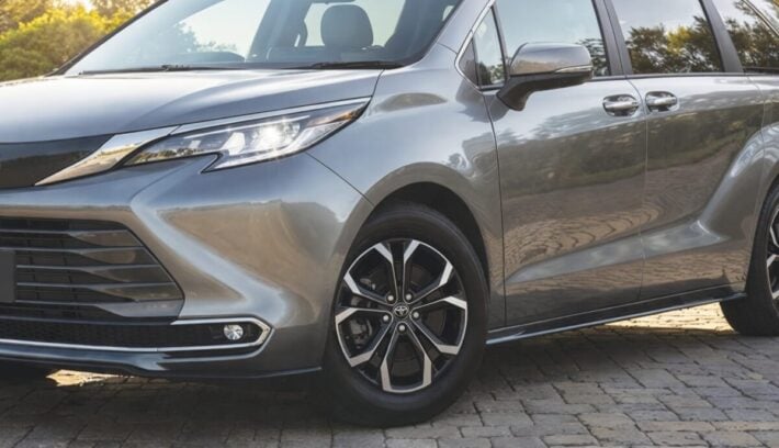 Toyota Sienna 2026, la renovada minivan