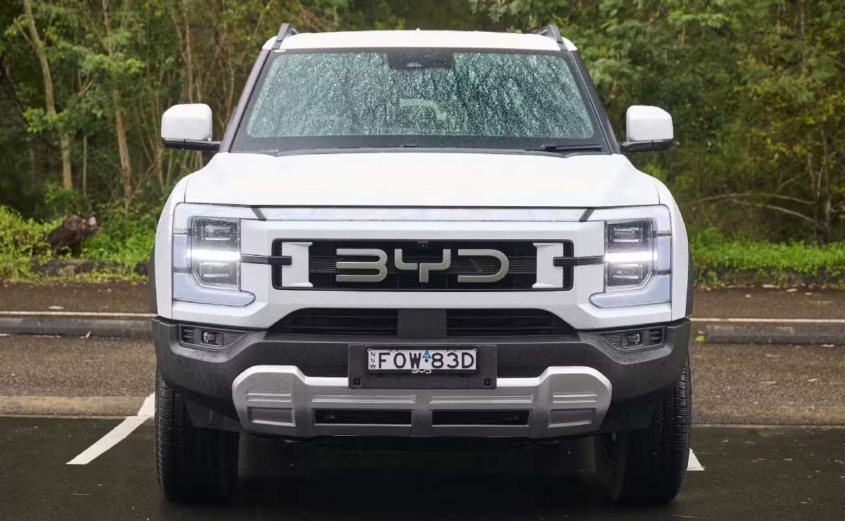 ¿Tiemblan las pick ups diésel? BYD suma nuevas versiones a un modelo que promete cambiarlo todo 3 byd shark 6 6