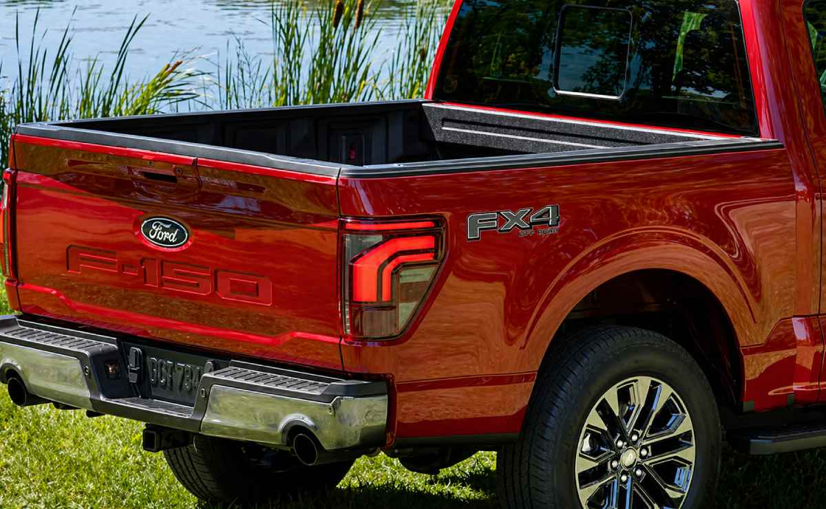 ford f 150 lariat