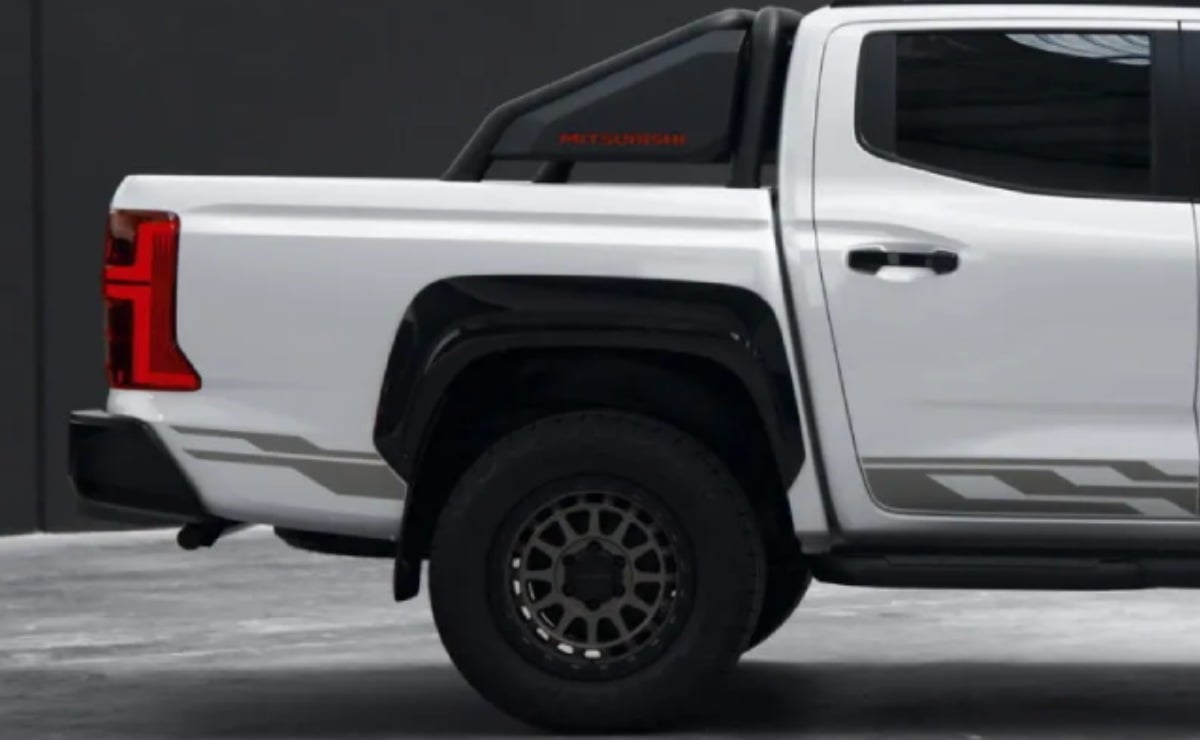 mitsubishi triton raider 2