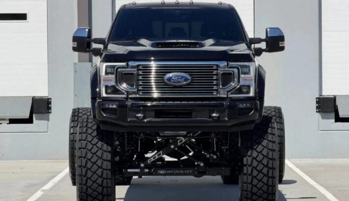 pick up ford f 450 platinum 3