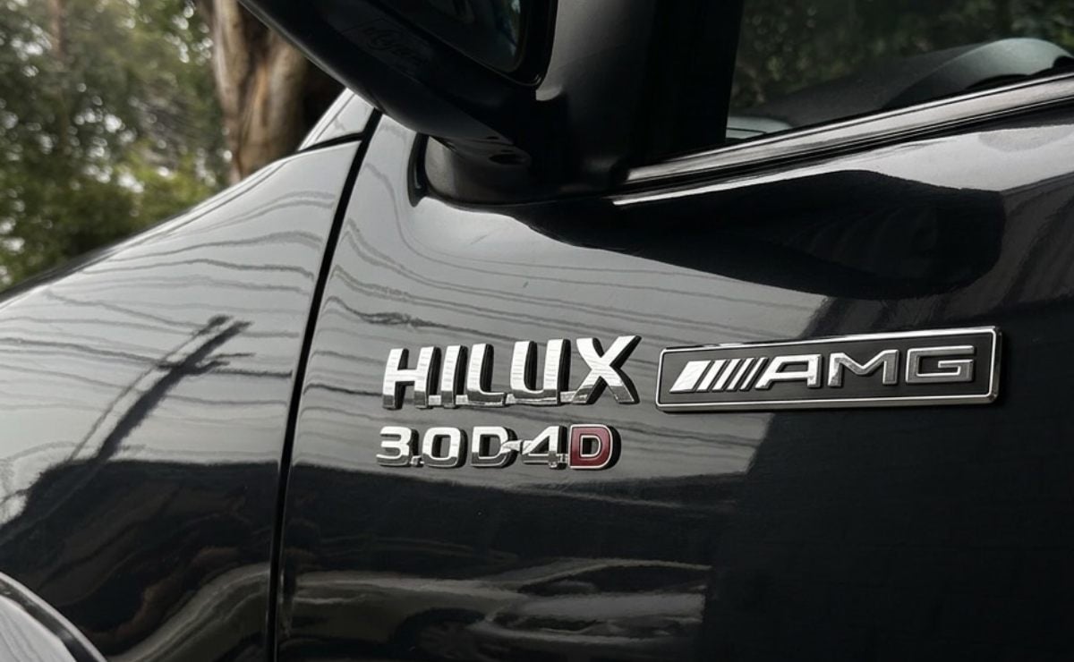 ¿Una Toyota Hilux AMG?: La versión inédita de la pick up más vendida que rompe todos los esquemas 5 toyota hilux amg 5