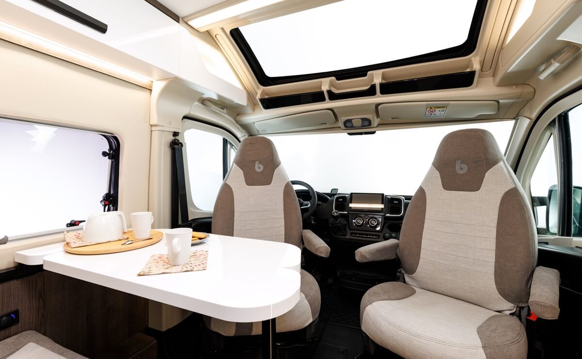 Benivan 100: la van para 4 personas, equipamiento de primer nivel y buen precio 2 Benivan 100 interior