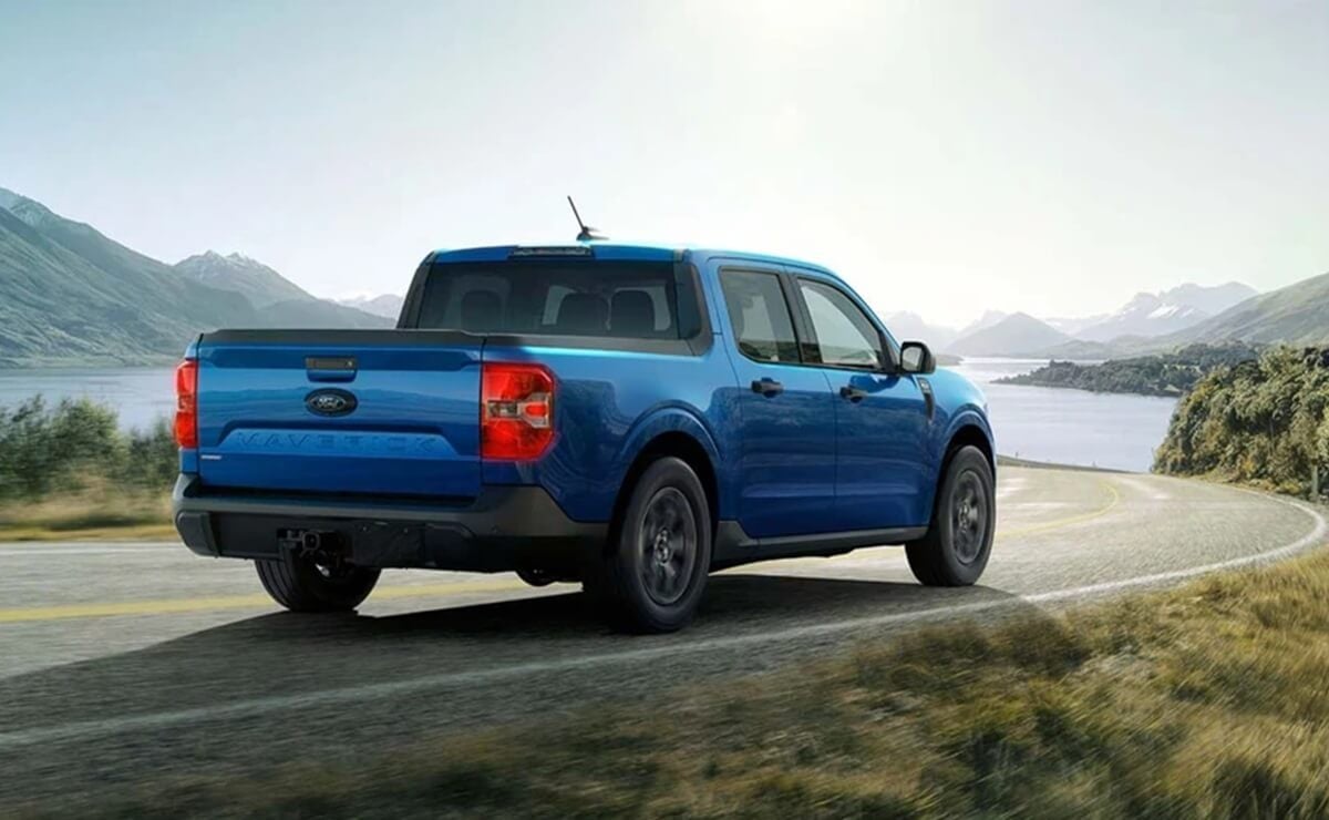 Ford lanzó la Maverick más barata y con la mejor relación precio-producto: ¿cuánto cuesta la pick up compacta? 2 Ford Maverick hibrida