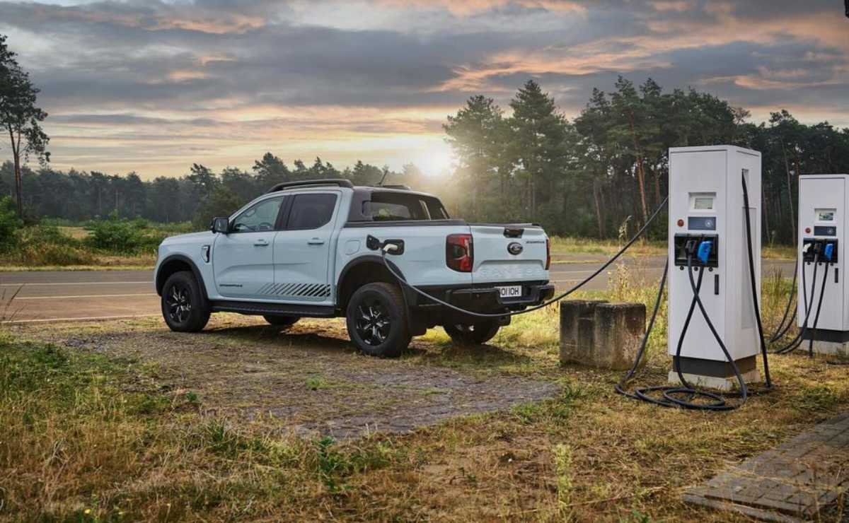 ford ranger hybrid wildtrack