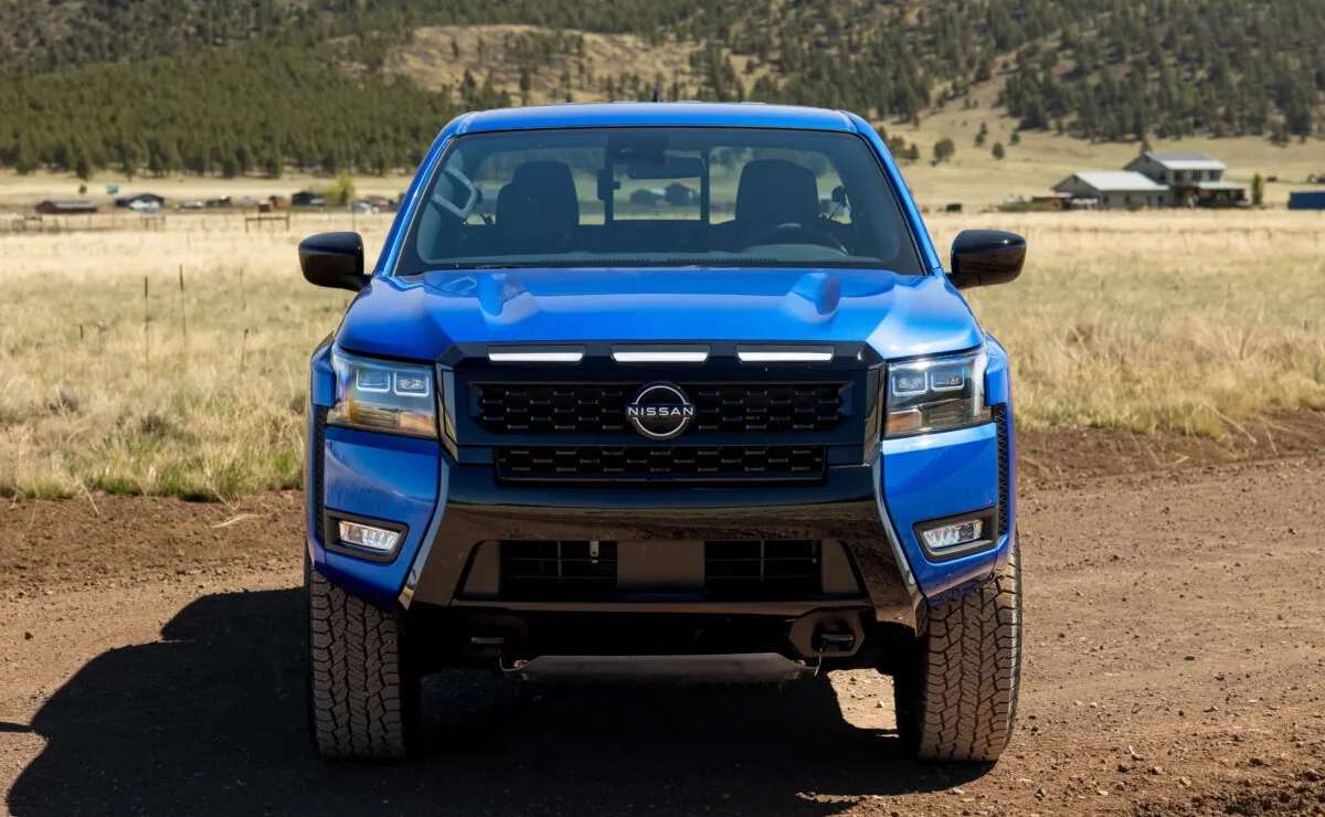 nissan frontier 3