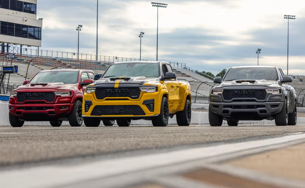 RAM resucita una leyenda V8 con 780 CV: así es la nueva pick up deportiva de la marca 3 ram 1500 rumble bee 5