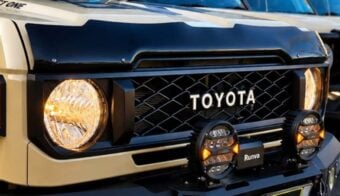 Bushwakka Kamelback 4, una Toyota Land Cruiser transformada en camper
