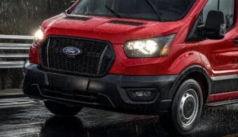 Las dos nuevas versiones de la Ford Transit 2026