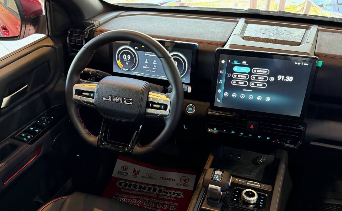 254 CV y ¿superior a Ford Ranger Raptor? La pick up china que va también por Toyota Hilux 5 JMC Grand Avenue Dadao Pro interior