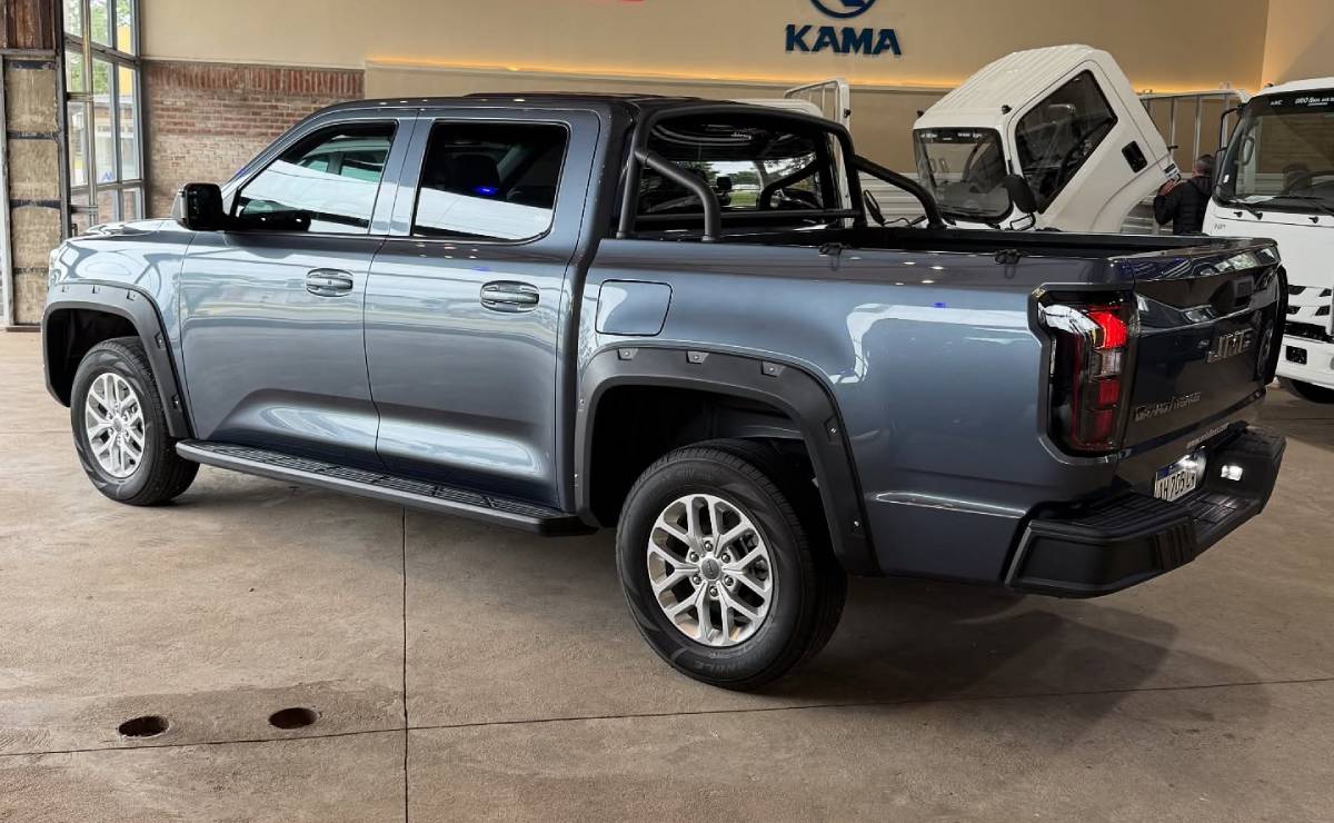 La pick up asiática, la JMC Grand Avenue