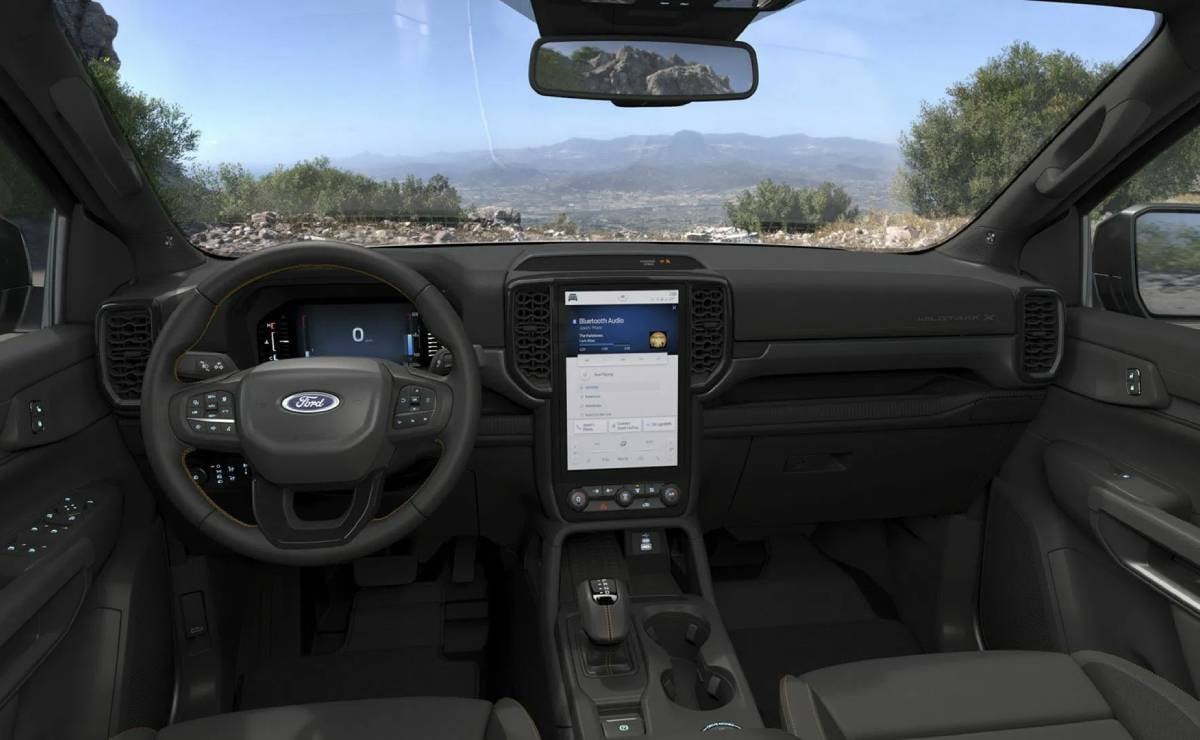 Ford lanzó esta nueva versión de la Ranger con 250 CV y más para superar a Toyota Hilux 4 ford ranger4