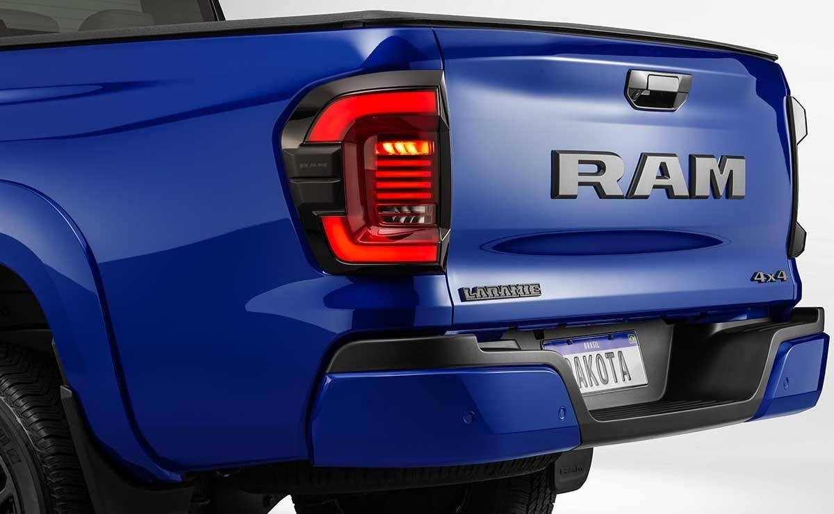 RAM y una nueva versión de la Dakota: ¿cómo es la pick up para superar a Toyota Hilux? 1 RAM Dakota Night Edition lanzamiento