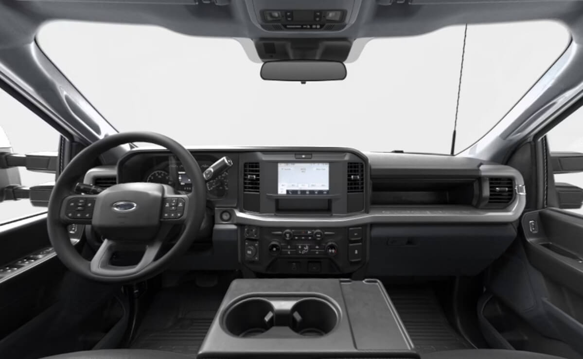 Ford F-250, la pick up histórica, referente y con 500 CV: versiones y precios 3 Ford F 250 interior