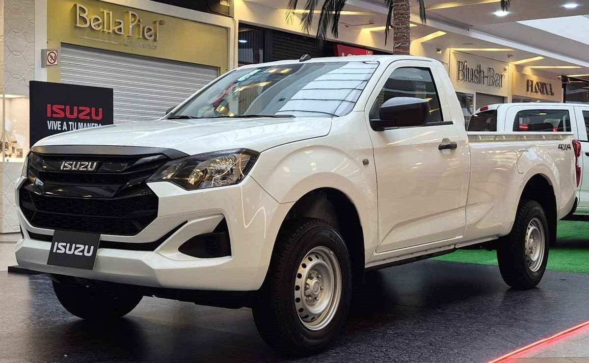 Una pick up japonesa sumó estas versiones de trabajo para competir con Toyota Hilux 1 Las nuevas versiones de trabajo de la Isuzu D-Max