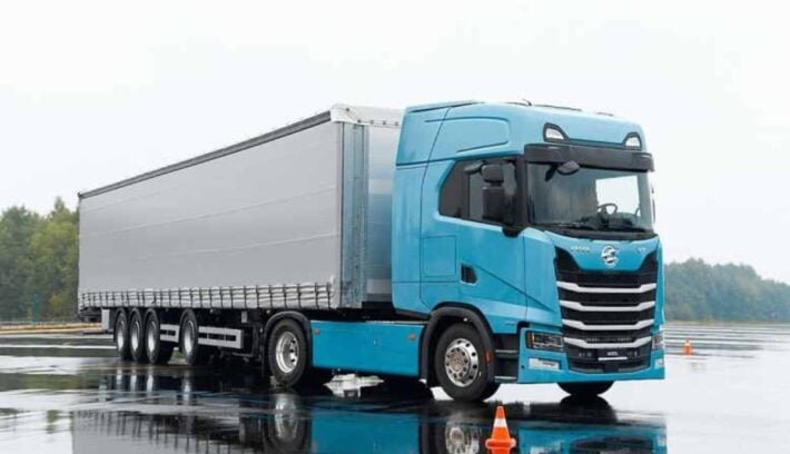 la copia china de un scania ahora se fa 1200x740 1