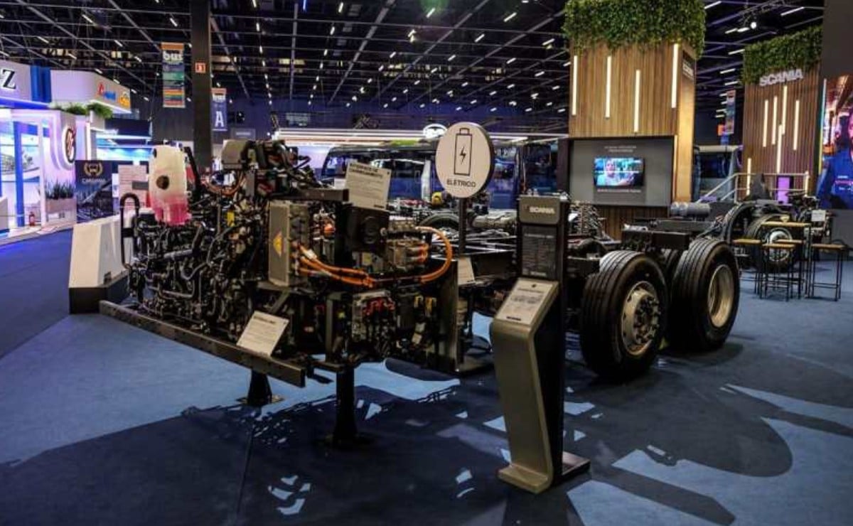 Nuevo colectivo eléctrico Scania tiene 15 metros y autonomía para 300 kilómetros 1 Nuevo colectivo eléctrico Scania tiene 15 metros y autonomía para 300 kilómetros