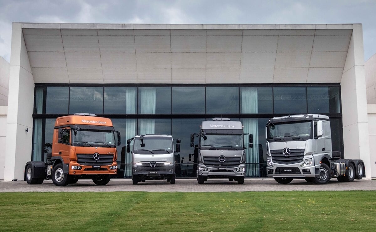 Mercedes-Benz Camiones y Buses celebra 75 años de innovación y liderazgo en Argentina 4 08