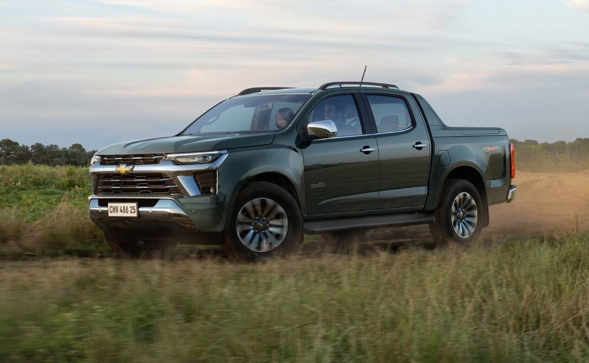 Chevrolet S10 High Country, la pick up con 207 CV que es más barata que la Toyota Hilux 2 Chevrolet S10 High Country perfil