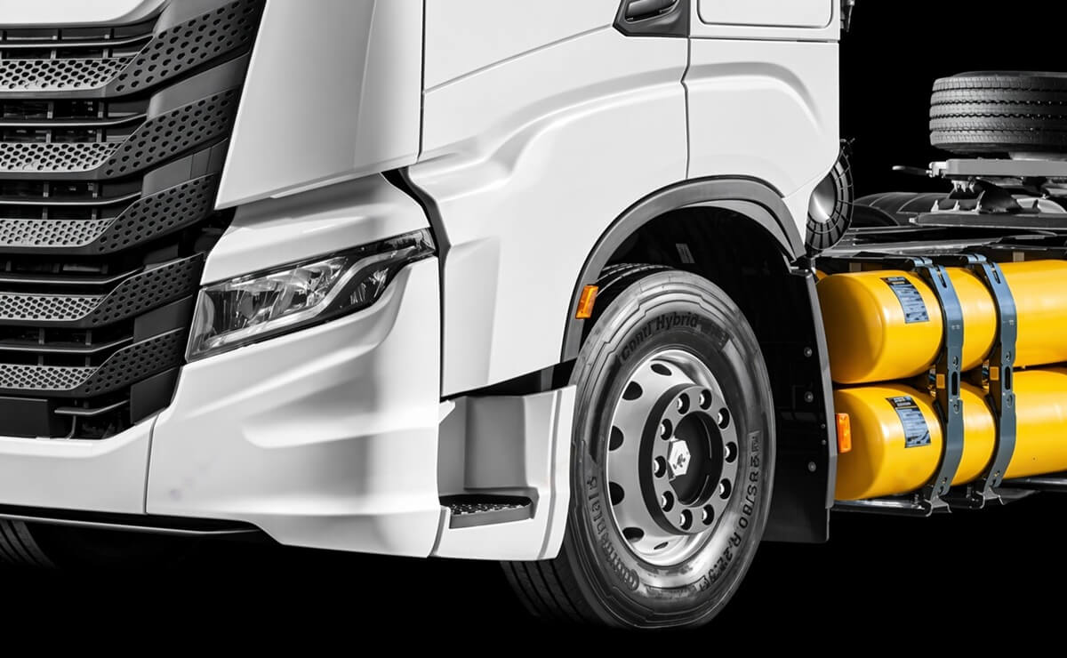 Una empresa ahorra hasta 40% de consumo con los IVECO S-Way NG: ¿cuánta autonomía tiene? 1 Iveco S-Way NG camión