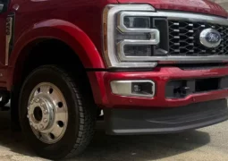 Ford F-450 Platinum 2026, pick up más capaz