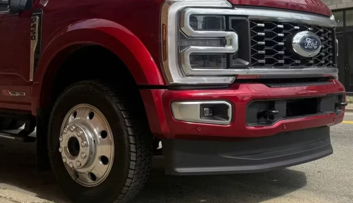 Ford F-450 Platinum 2026, pick up más capaz