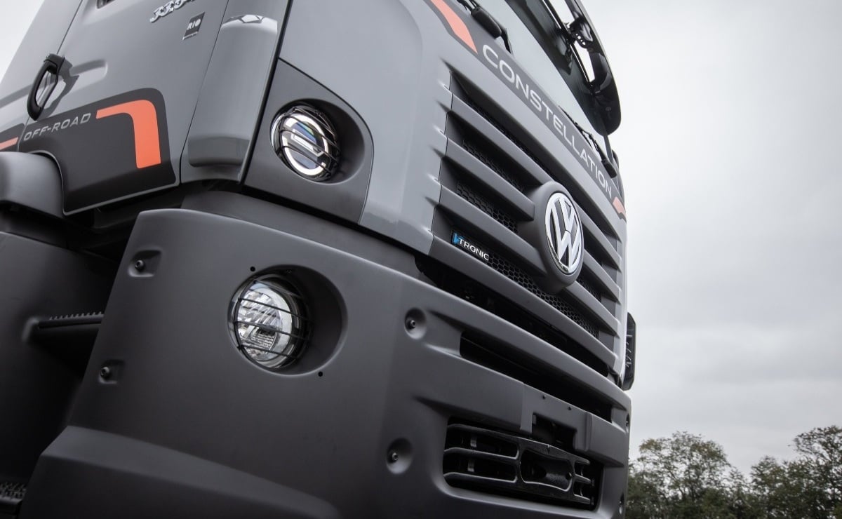 El Volkswagen Constellation 33.540 6x4 llega con 540 CV y una capacidad de 125 toneladas 3 Volkswagen Constellation 33.540 6×4