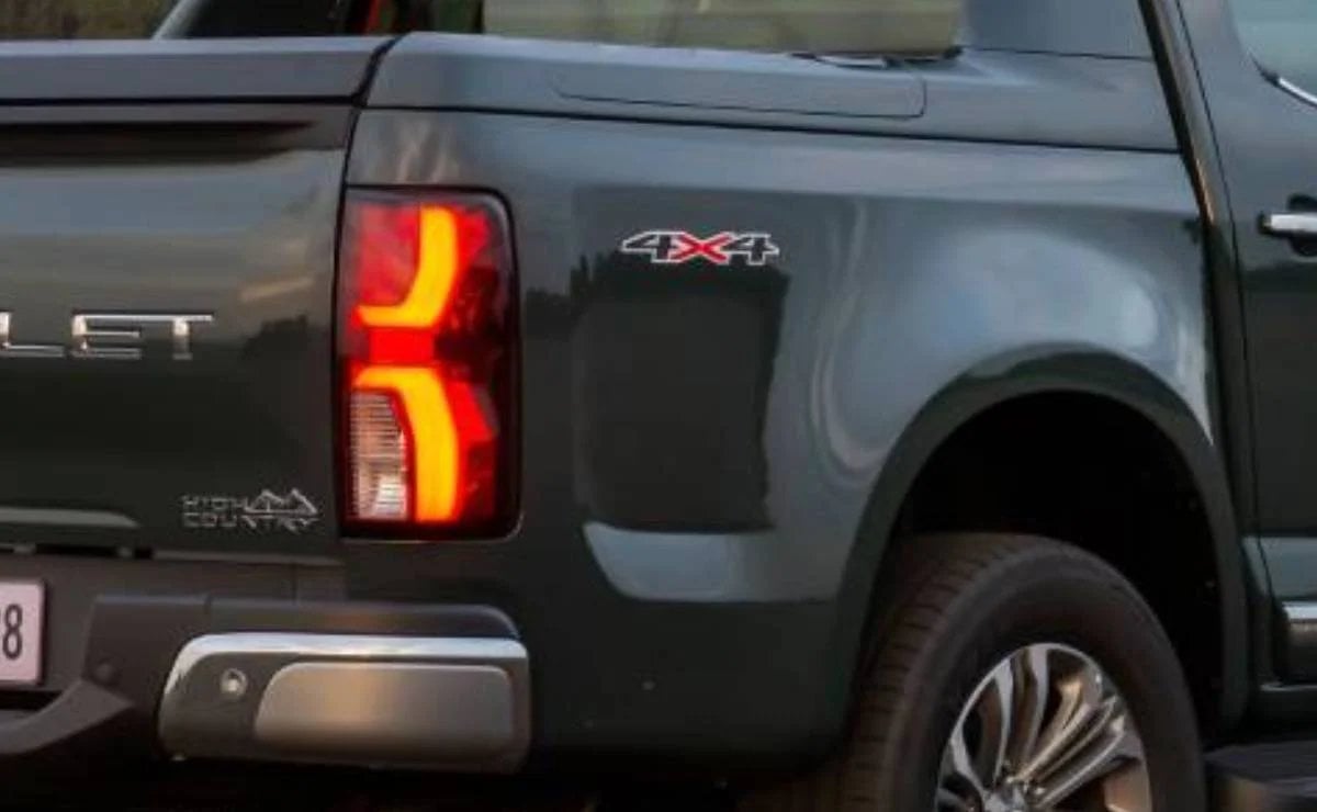 La Chevrolet S10 que es como una Toyota Hilux, pero casi 10 millones de pesos más barata 1 La Chevrolet S10 que es más barata que una Toyota Hilux