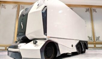 Una marca ya prueba su primer cami贸n aut贸nomo: no tiene cabina ni volante 28 Cami贸n aut贸nomo de Einride