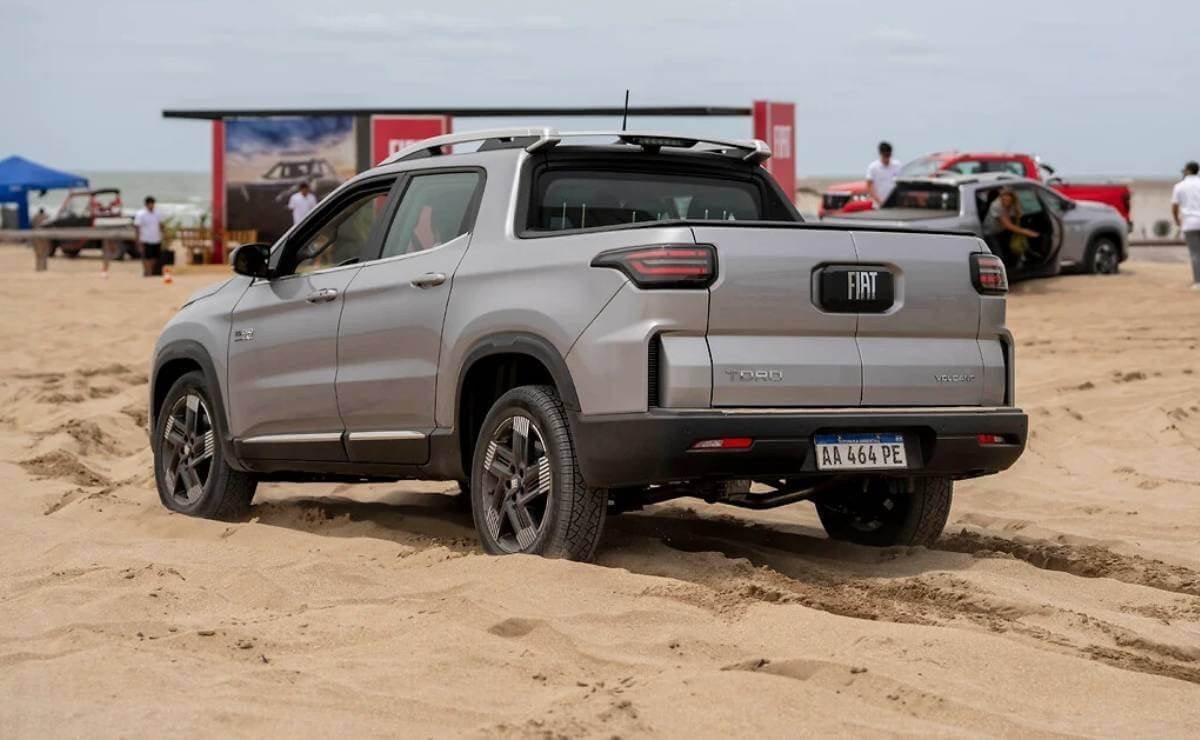 200 CV, bien equipada y más para ser la líder: ¿cuánto cuesta la Fiat Toro en septiembre de 2026? 2 fiat toro3