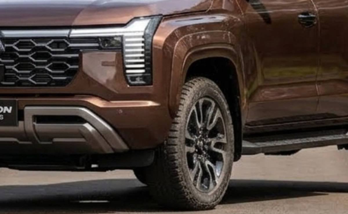 Mitsubishi renovará la L200: ¿será así la pick up mediana rival de Toyota Hilux? 1 Mitsubishi y la L200 que se viene