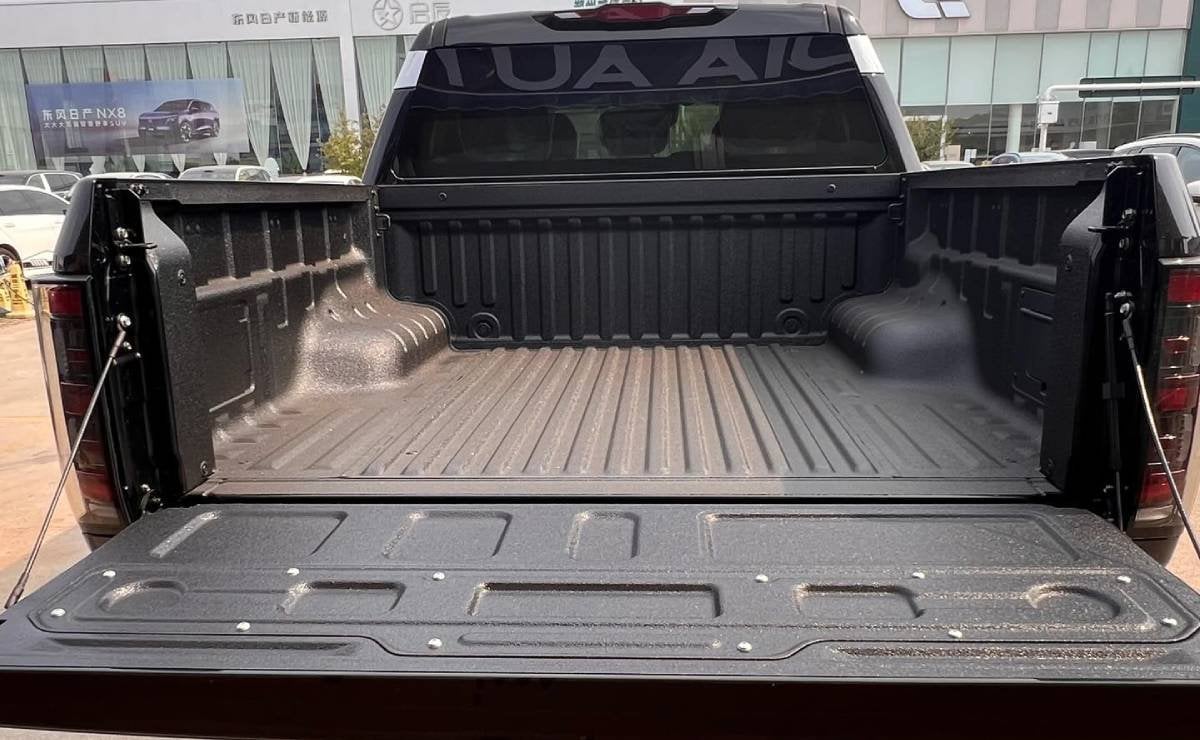 Nissan va por Toyota Hilux con la nueva pick up mediana con 410 CV, 4x4 y muy bien equipada 1 La nueva pick up de Nissan superior a la Frontier convencional