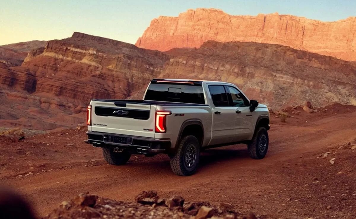 pick up con nuevo motor duramax v8 8 3 litros3