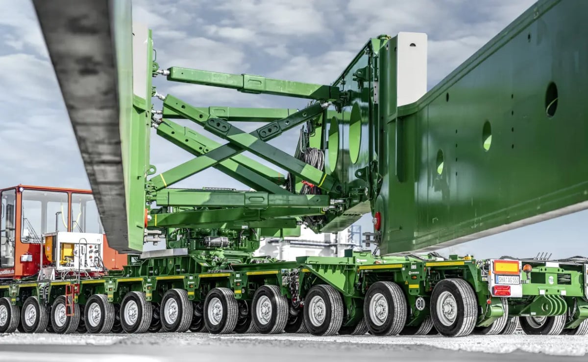 ¿Por qué este transporte necesita 44 ejes para transportar 320 toneladas? 2 por qu este transporte necesita 44 ejes